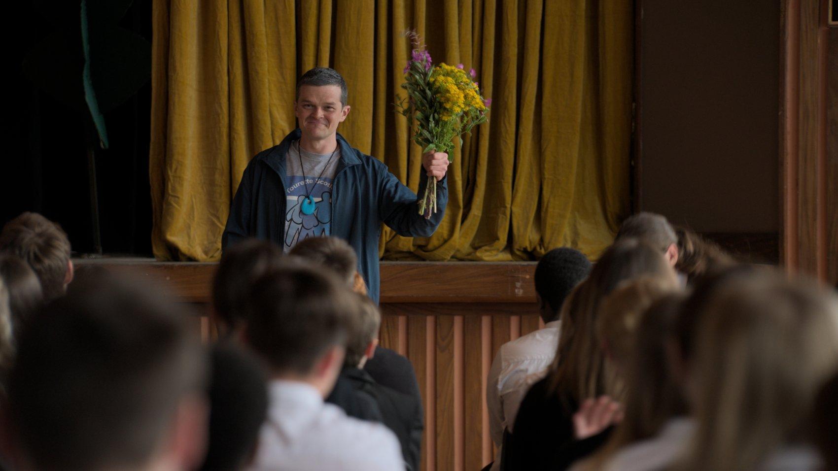 INCONTROLABLE (I SWEAR)