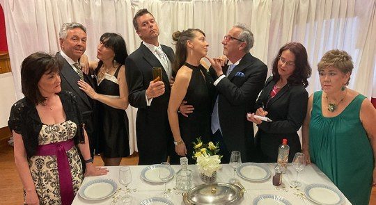 LA BODA DE LA HIJA DEL PRESIDENTE – Itxartu teatro